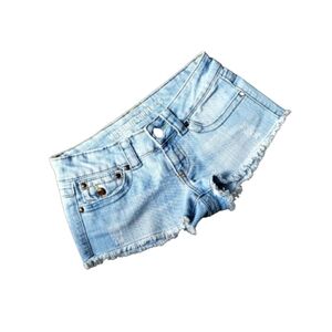 Mossimo Supply Co. Low Rise Light Blue Denim Shorts Size 5 - Fit 6